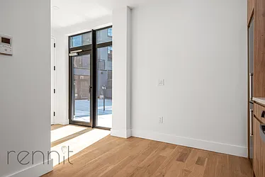 Rented by Rennit Inc.