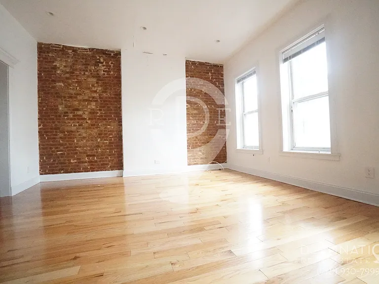 257 Kingston Ave #3R — Photo 9