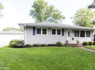 503 Colonial Dr, Dekalb, IL 60115