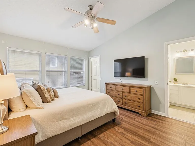 2561 Galliano Cir — Photo 4