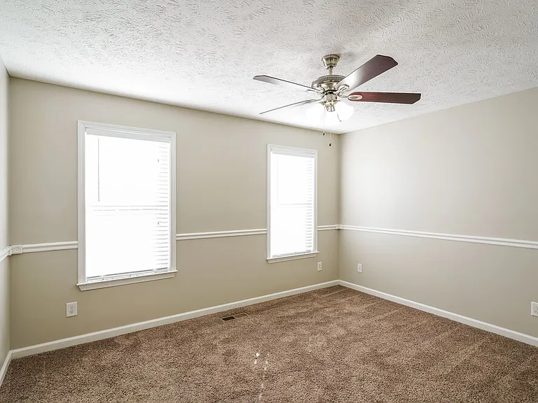 7109 Beard Ct — Photo 9