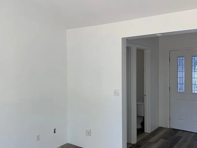 1850 Reiman Ln — Photo 15