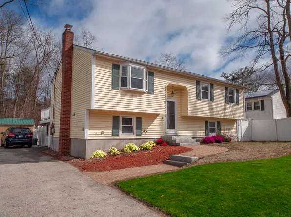 925 Mammoth Road, Manchester, NH 03104