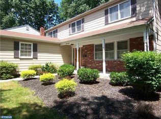 1213 Cardinal Lake Dr, Cherry Hill, NJ 08003