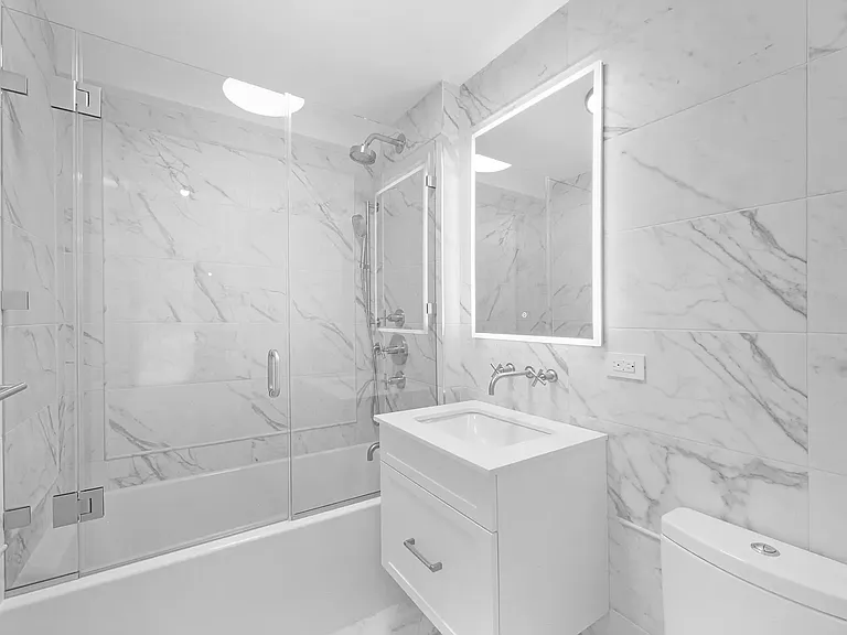 920 Park Ave #15-C — Photo 17