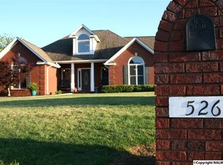 526 Chantels Way SW, Hartselle, AL 35640
