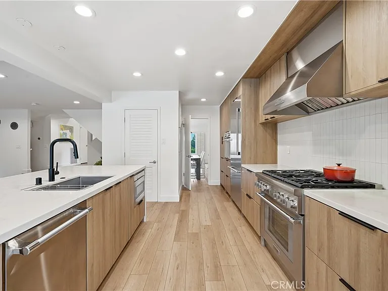 28751 King Arthur Ct — Photo 5