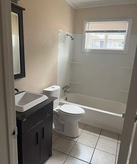 3710 Pine St — Photo 6