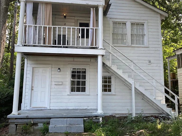 1710 Forest Ave #1 — Photo 1