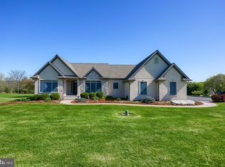 715 W Newport Rd, Lititz, PA 17543