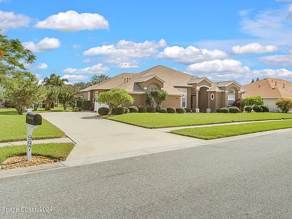 2nd image of 997 Heatherwood Way