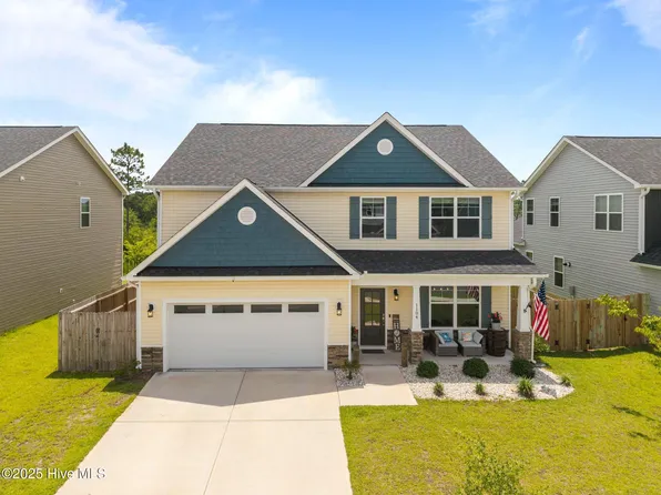1104 Terraces Lane, Hampstead, NC 28443