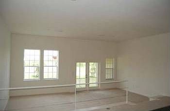 3rd image of 137 Athenian Way