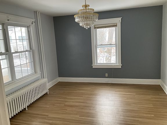 3rd image of 77 Brookside Ave Floor 1