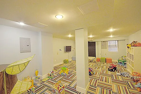 Sold by Rachel Realty | media 28