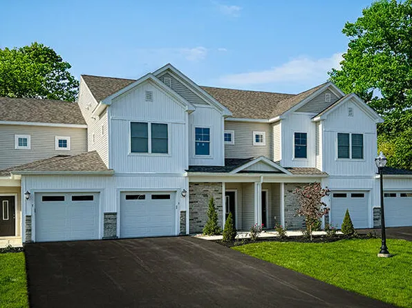 22 Reed's Hollow, Saratoga Springs, NY 12866