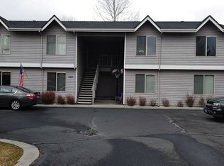 2221 NE Holliday Ave APT 1, Bend, OR 97701