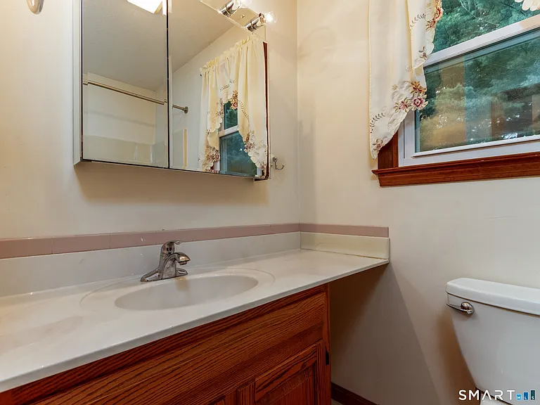 115 Brandegee Ln — Photo 18