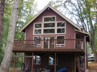 97 B Port Gardner Dr, Hat Island, WA 98206