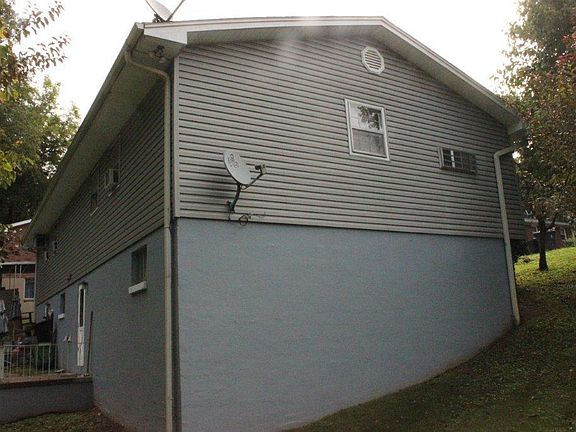 3rd image of 2627 Emoriland Blvd