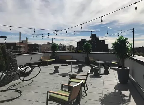 Rented by Tapiro Realty | media 13