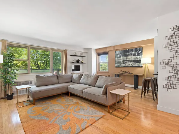 12399 Flatlands Avenue image 1 of 5