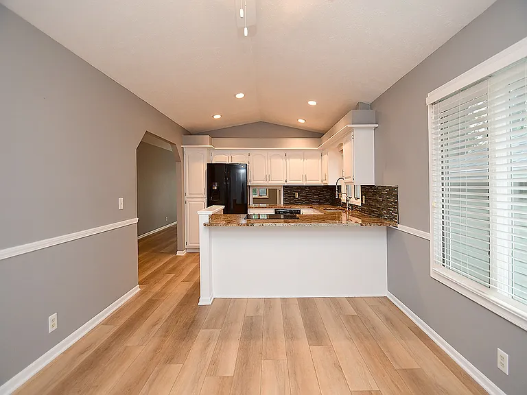 2601 S 48th St — Photo 24