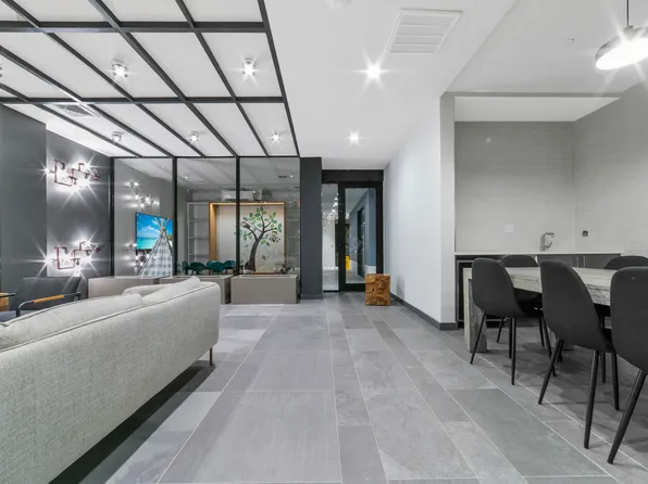 93 Linden Street image 8 of 12