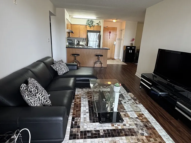 7373 Kennedy Rd #710 — Photo 6