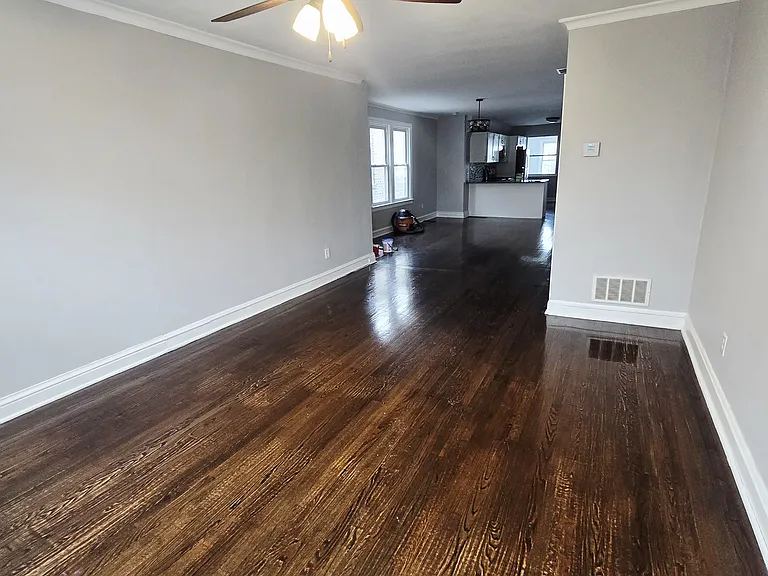 4819 W George St #2 — Photo 9