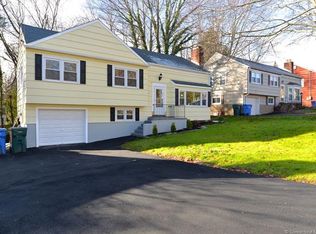 30 Allene Dr, Hamden, CT 06517