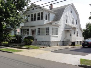 19 Chapel St, Bloomfield, NJ 07003