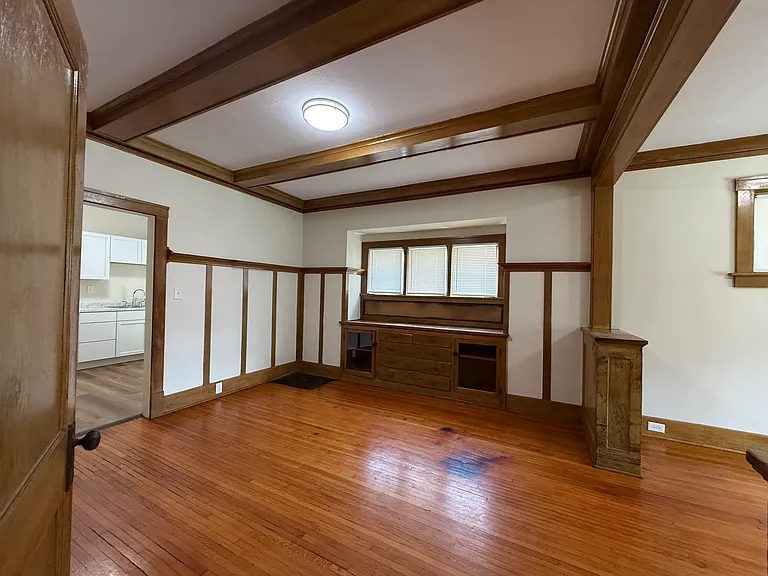 609 E Arcadia Ave — Photo 6