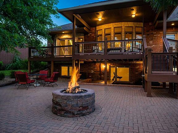 3rd image of 4025 N Sweet Bay Ct