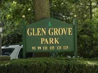 Glen Grove Condominiums., West Roxbury, MA 02132