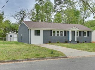 120 Springfield Dr, Williamsburg, VA 23185