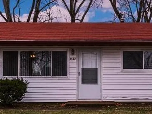 8822 Bermuda Ave, Caseyville, IL 62232