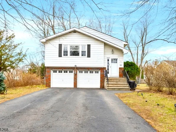 111 De Hart St, Lincoln Park Boro, NJ 07035