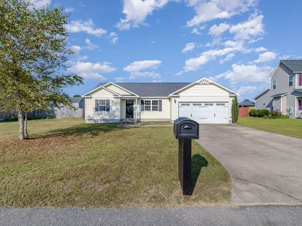 46 Hybrid Ln, Linden, NC 28356