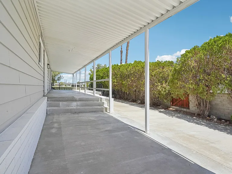 33423 Barcelona Dr — Photo 22