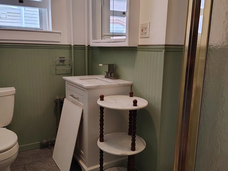 307 N 2nd St #1 — Photo 10