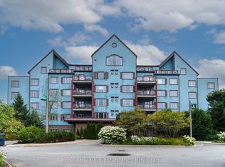 130 Steamship Bay Rd #307, Gravenhurst, ON P1P1Z9