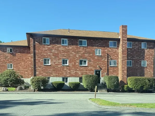 40 Westgate Rd APT 5, Chestnut Hill, MA 02467