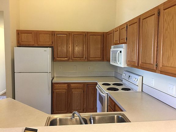 4th image of 6595 Clover Ct SE