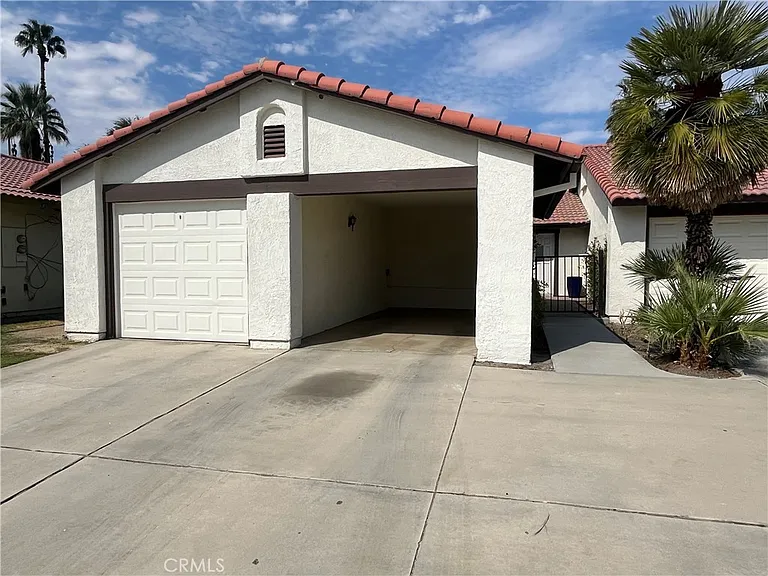 43342 Callaway Ct #B — Photo 1