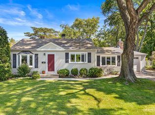 165 Pine Tree Row, Lake Zurich, IL 60047