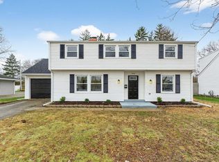 399 Carilla Ln, Columbus, OH 43228