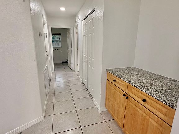 3rd image of 1841 N Taconic Road N 1/2 #4152-4154