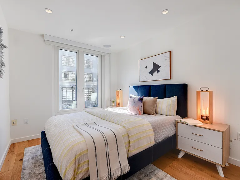 88 King St #110 — Photo 20