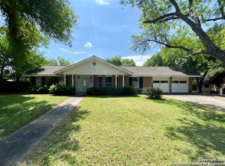 750 Winfield Cir, Windcrest, TX 78239